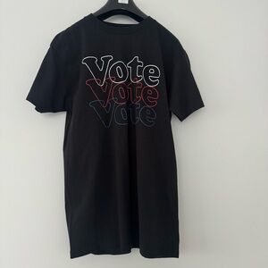 Vtg Black Graphic T-Shirt with Vote Design Unisex Size Medium Midterm Elections